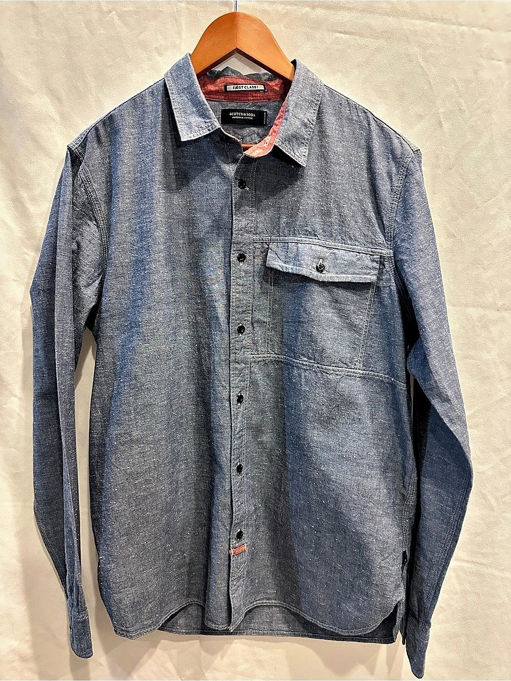 Scotch & Soda Denim Button Down Shirt in Blue Size Large NWT